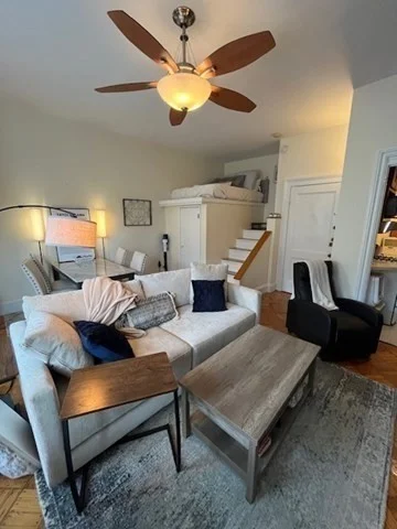 Studio bed, 1 bath apartment for rent at 247 Beacon St Unit 5, Back Bay — photo 2 of 14