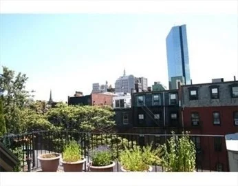Studio bed, 1 bath apartment for rent at 247 Beacon St Unit 5, Back Bay — photo 13 of 14
