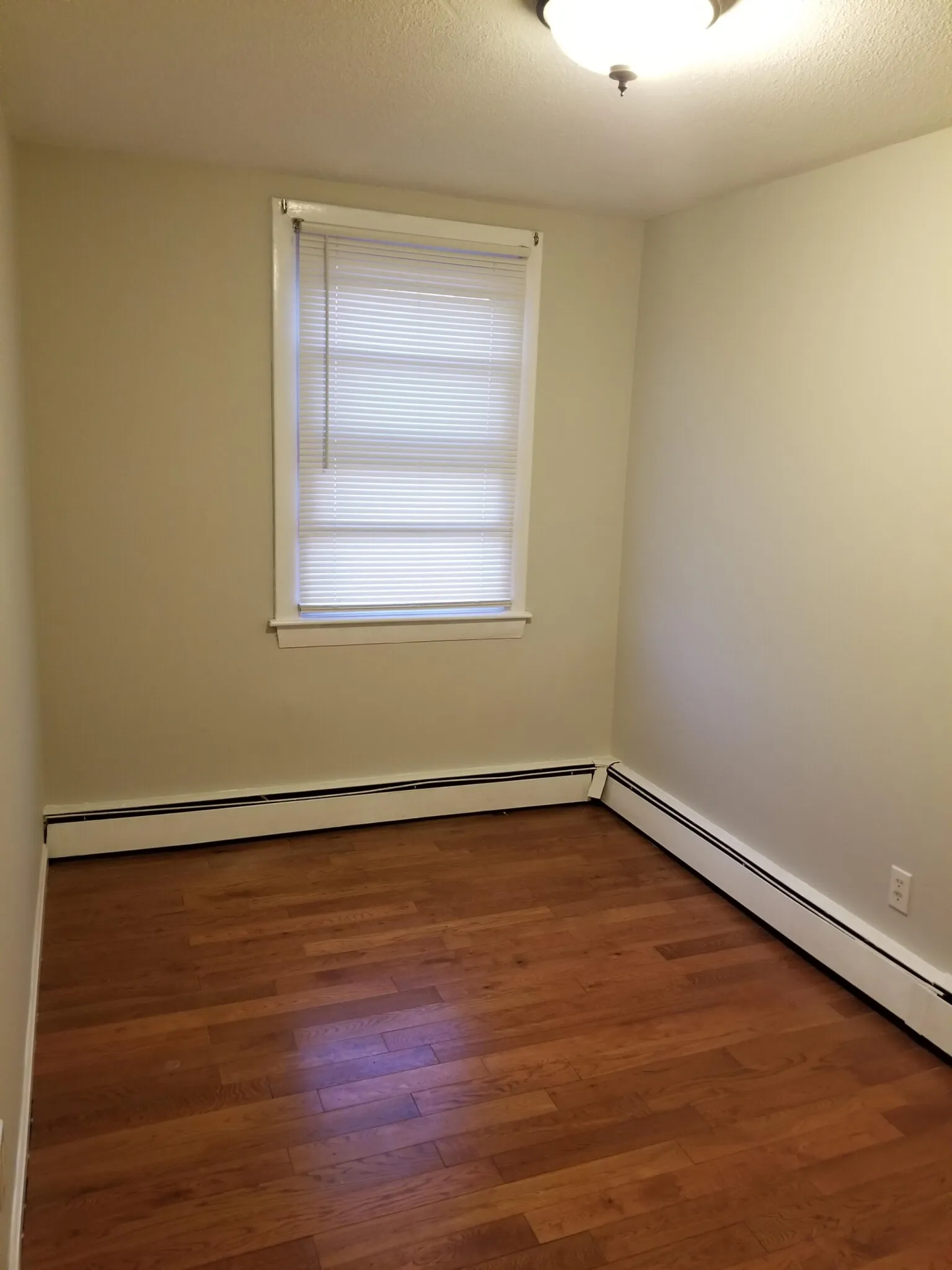 2 bed, 1 bath apartment for rent at 247 Bennington St Unit 3, East Boston — photo 8 of 17