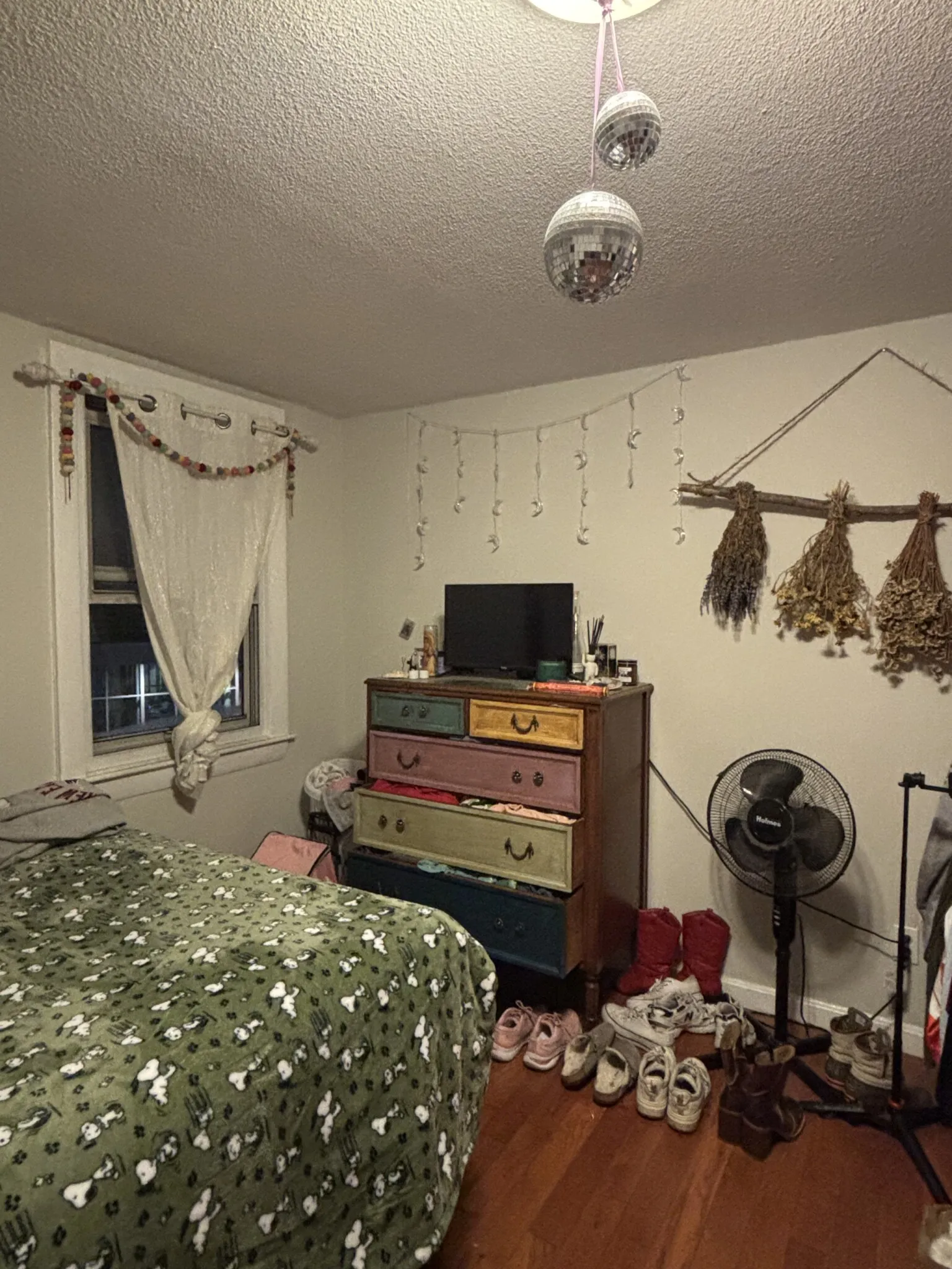 2 bed, 1 bath apartment for rent at 247 Bennington St Unit 3, East Boston — photo 8 of 26