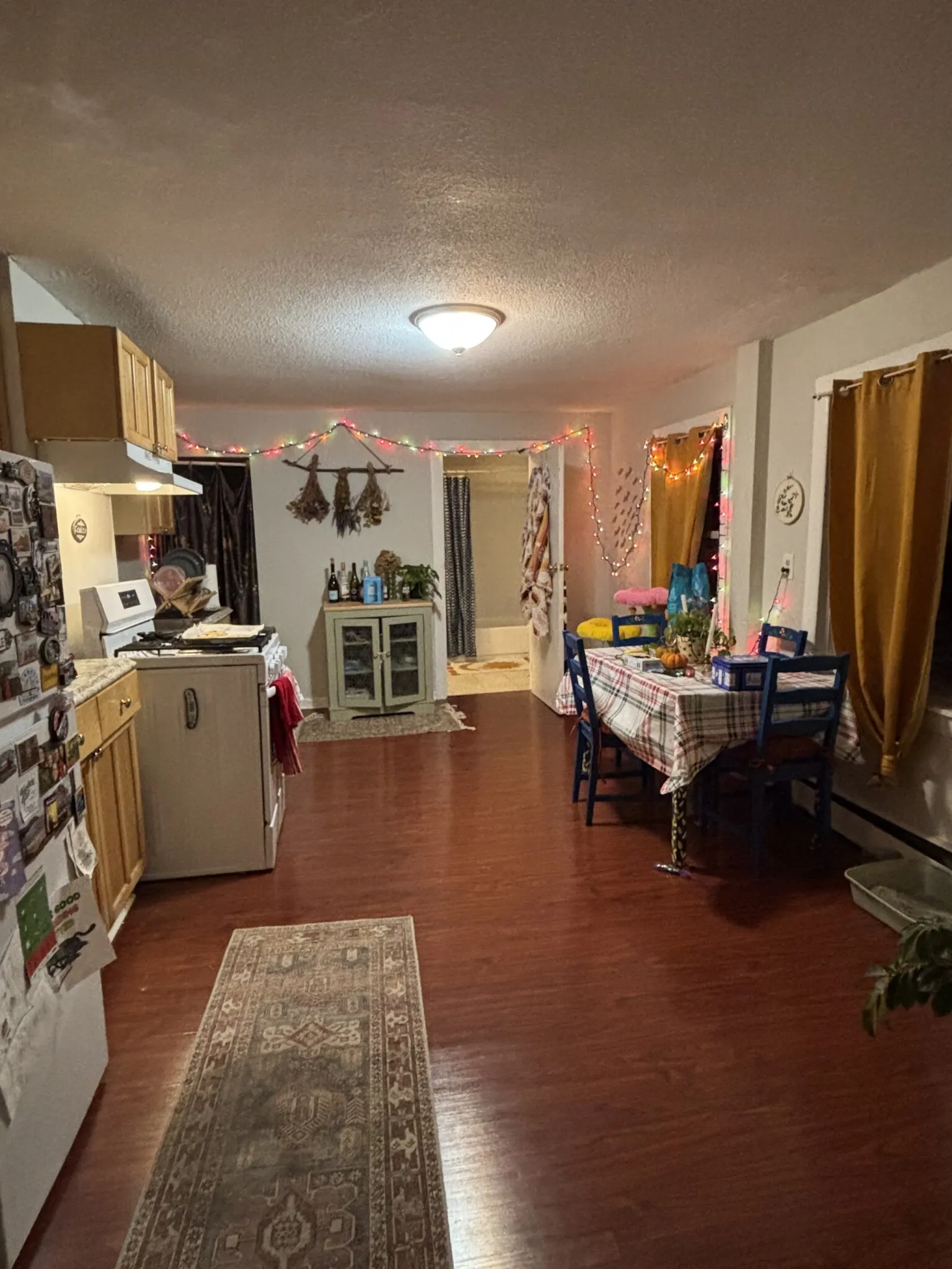 2 bed, 1 bath apartment for rent at 247 Bennington St Unit 3, East Boston — photo 1 of 26