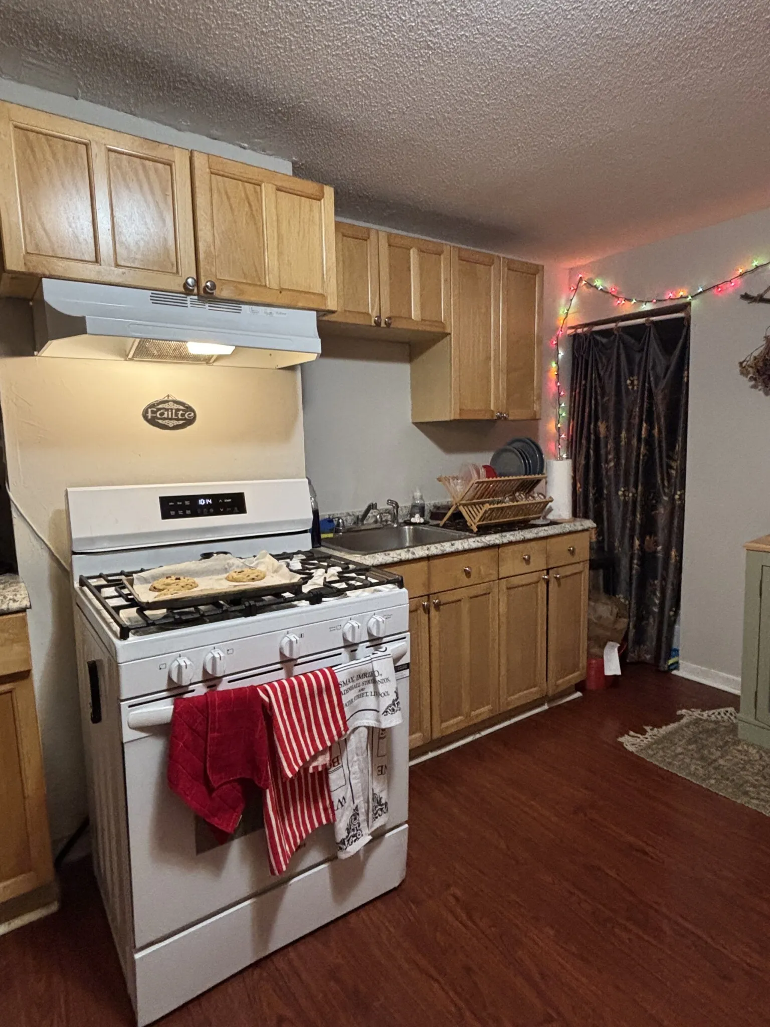 2 bed, 1 bath apartment for rent at 247 Bennington St Unit 3, East Boston — photo 3 of 26