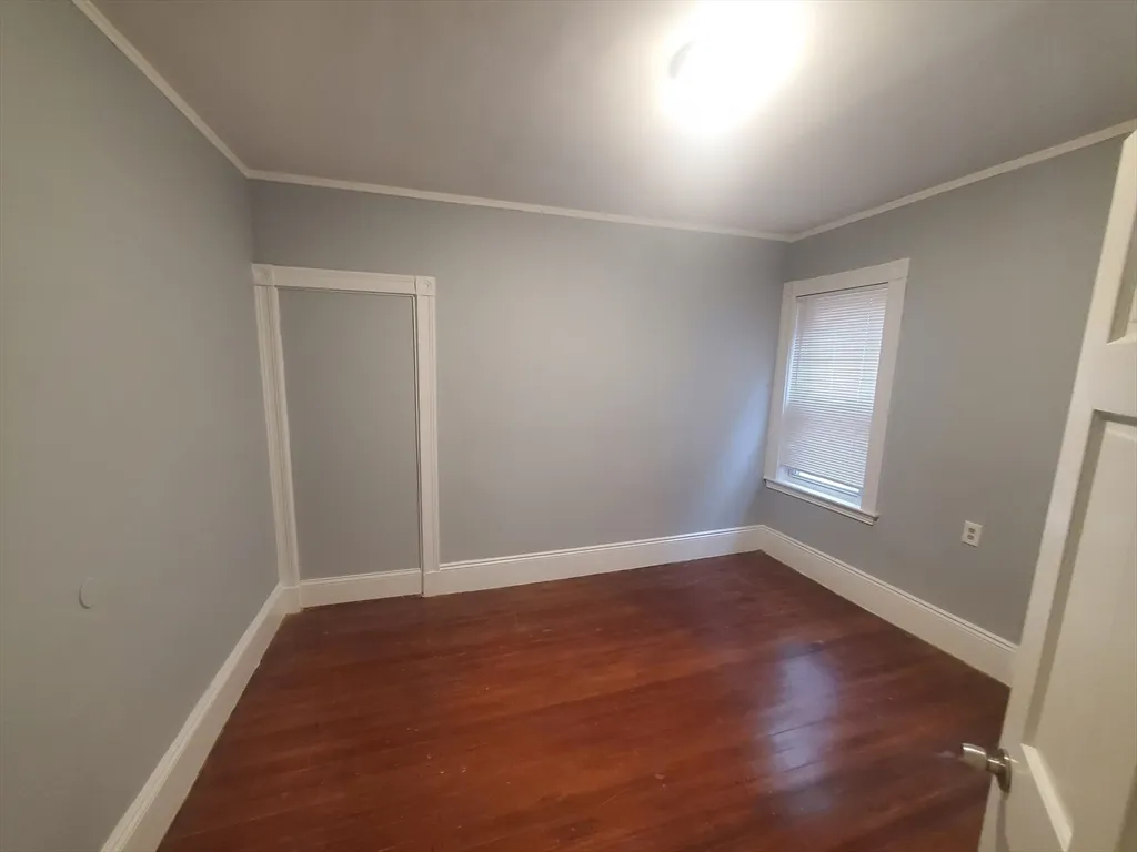 3 bed, 1 bath apartment for rent at 247 Boston St Unit 1, Dorchester — photo 7 of 17
