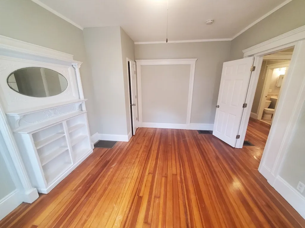3 bed, 1 bath apartment for rent at 247 Boston St Unit 1, Dorchester — photo 11 of 17