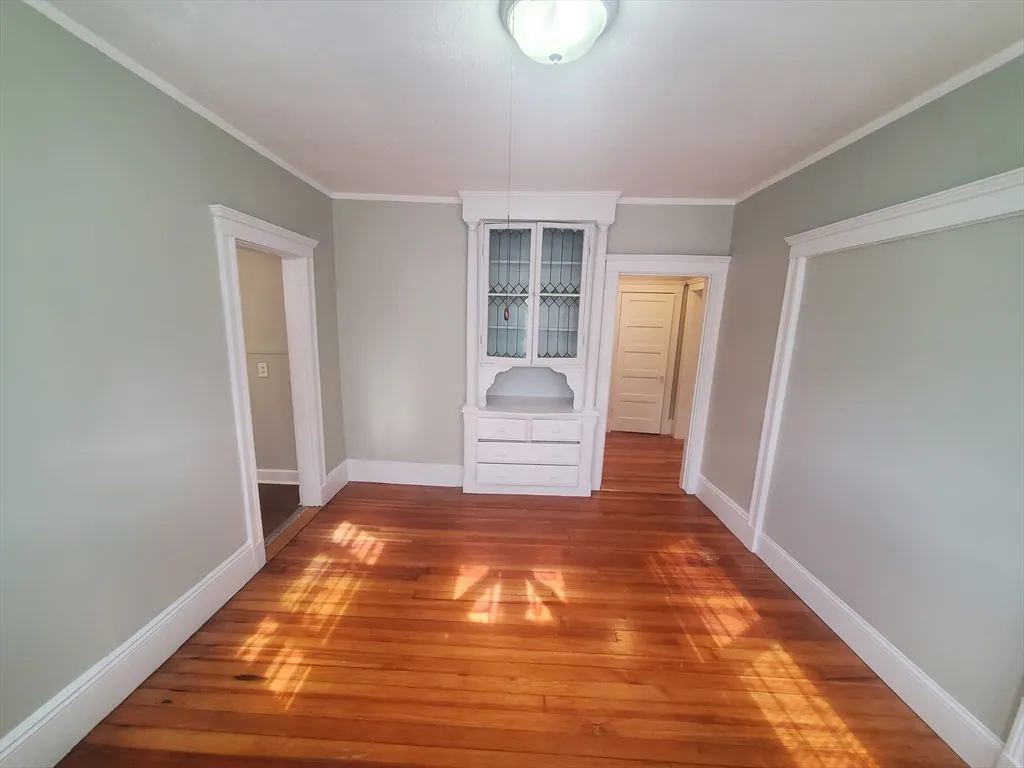 3 bed, 1 bath apartment for rent at 247 Boston St Unit 1, Dorchester — photo 9 of 17