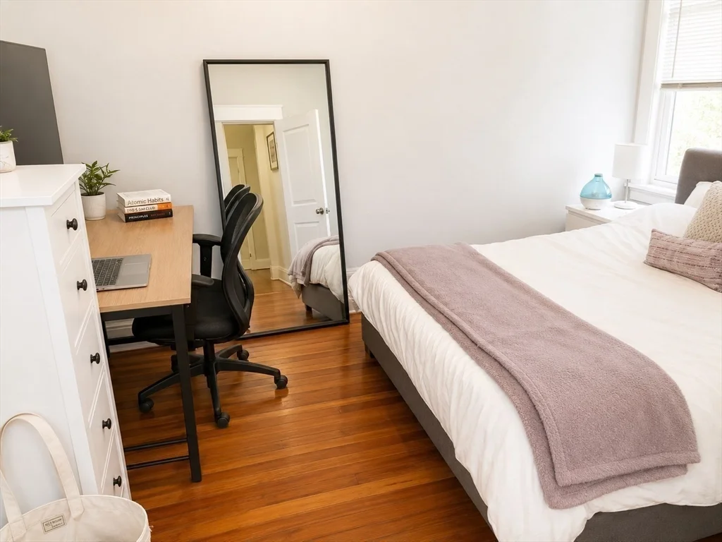 3 bed, 1 bath apartment for rent at 247 Boston St Unit 3, Dorchester — photo 7 of 10