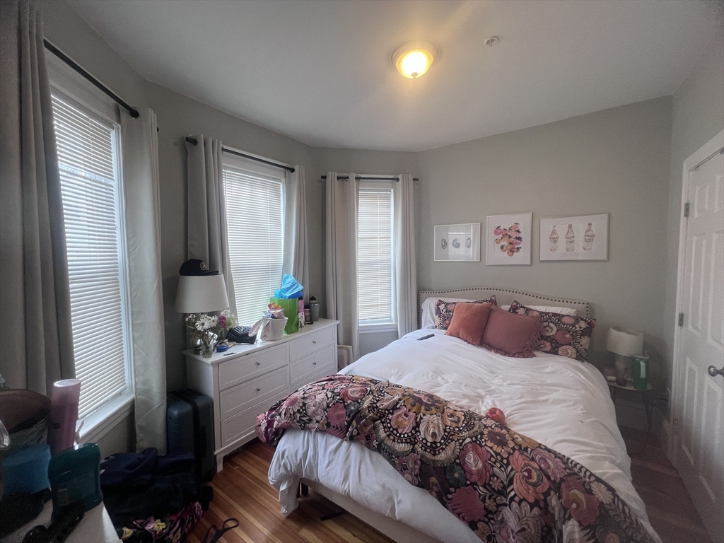 4 bed, 2 bath apartment for rent at 247 L St Unit 1, South Boston — photo 15 of 23
