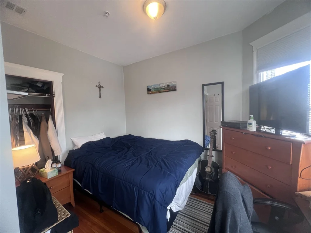 5 bed, 2 bath apartment for rent at 247 L St Unit 2, South Boston — photo 12 of 24