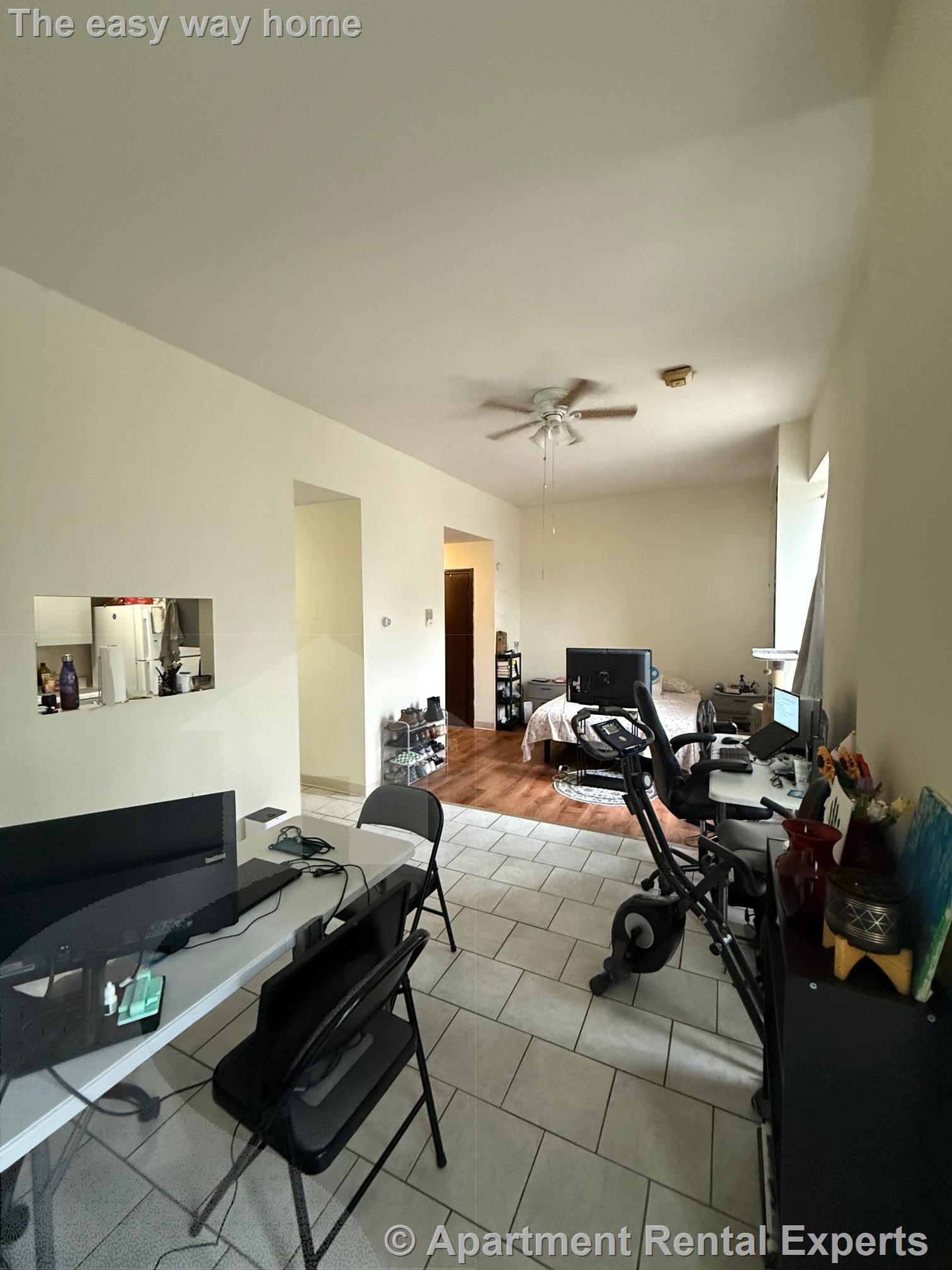Studio bed, 1 bath apartment for rent at 247 Pearl St Unit 203, Winter Hill — photo 4 of 9