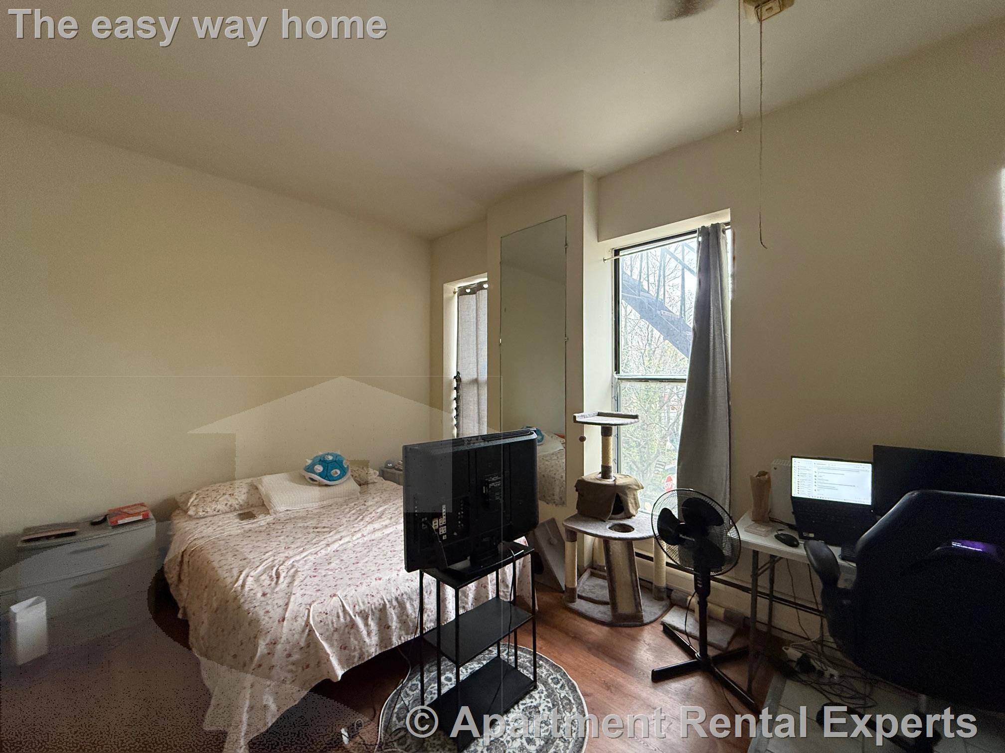 Studio bed, 1 bath apartment for rent at 247 Pearl St Unit 203, Winter Hill — photo 5 of 9