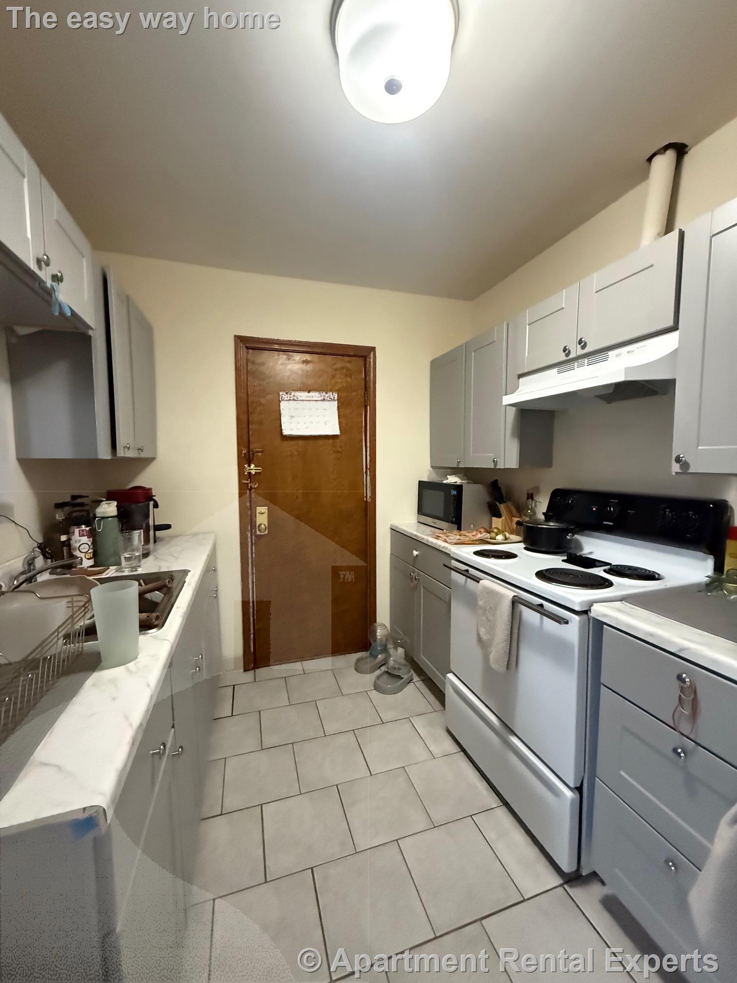 Studio bed, 1 bath apartment for rent at 247 Pearl St Unit 203, Winter Hill