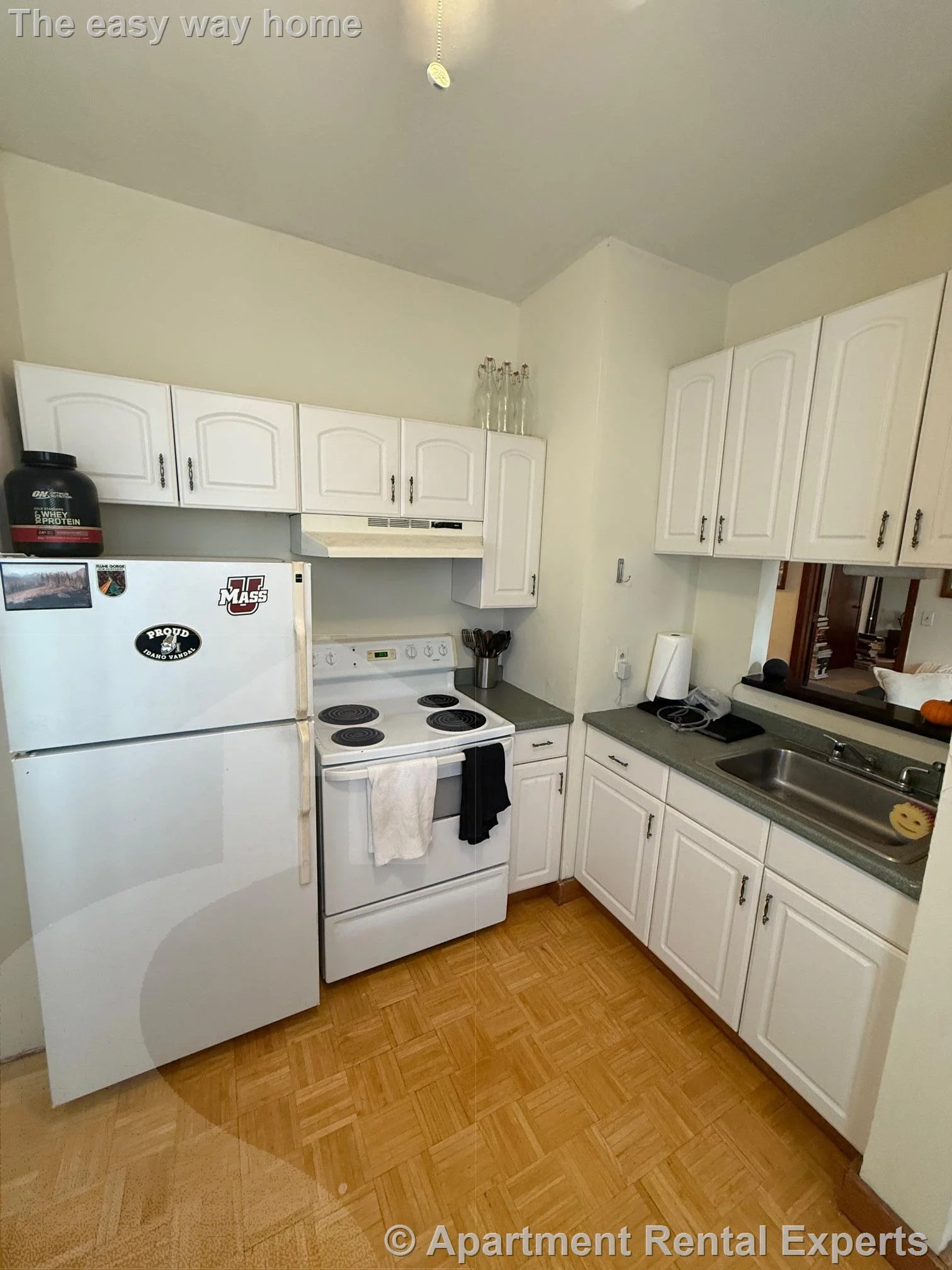 1 bed, 1 bath apartment for rent at 247 Pearl St Unit 204, Winter Hill — photo 3 of 6