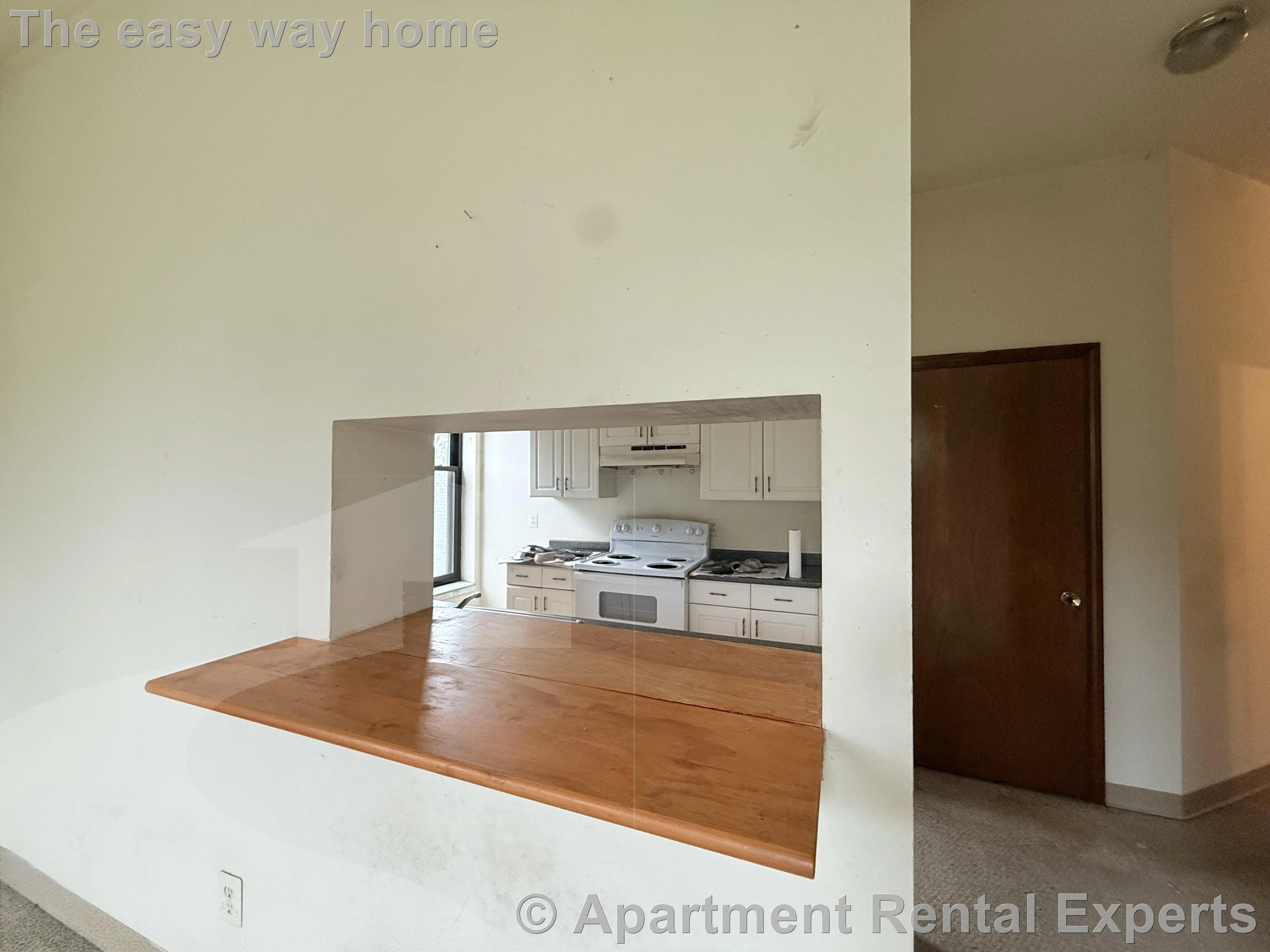 1 bed, 1 bath apartment for rent at 247 Pearl St Unit 303, Winter Hill — photo 2 of 8
