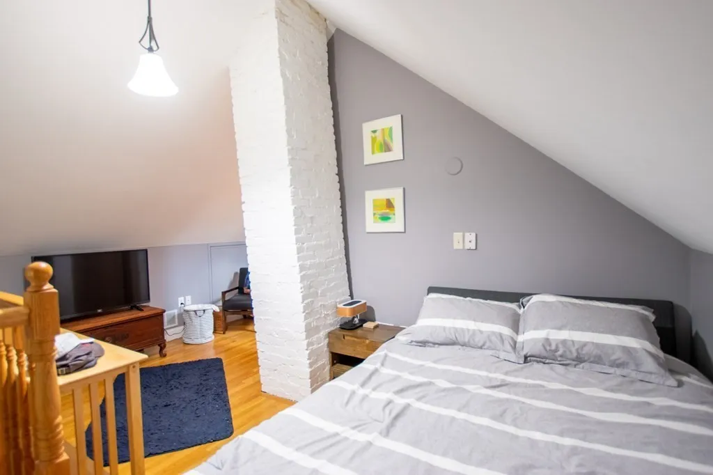 1 bed, 1 bath apartment for rent at 247 Savin Hill Ave Unit 3, Dorchester — photo 35 of 43