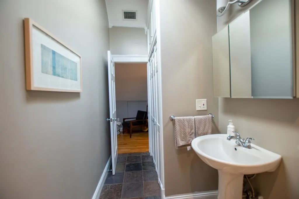 1 bed, 1 bath apartment for rent at 247 Savin Hill Ave Unit 3, Dorchester — photo 39 of 43