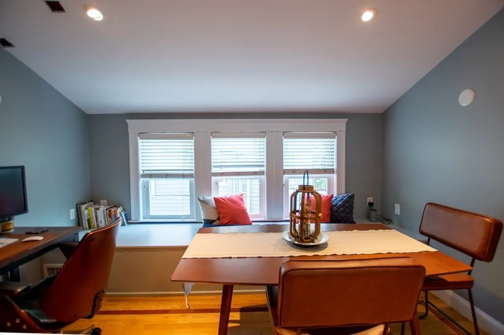 1 bed, 1 bath apartment for rent at 247 Savin Hill Ave Unit 3, Dorchester — photo 23 of 43