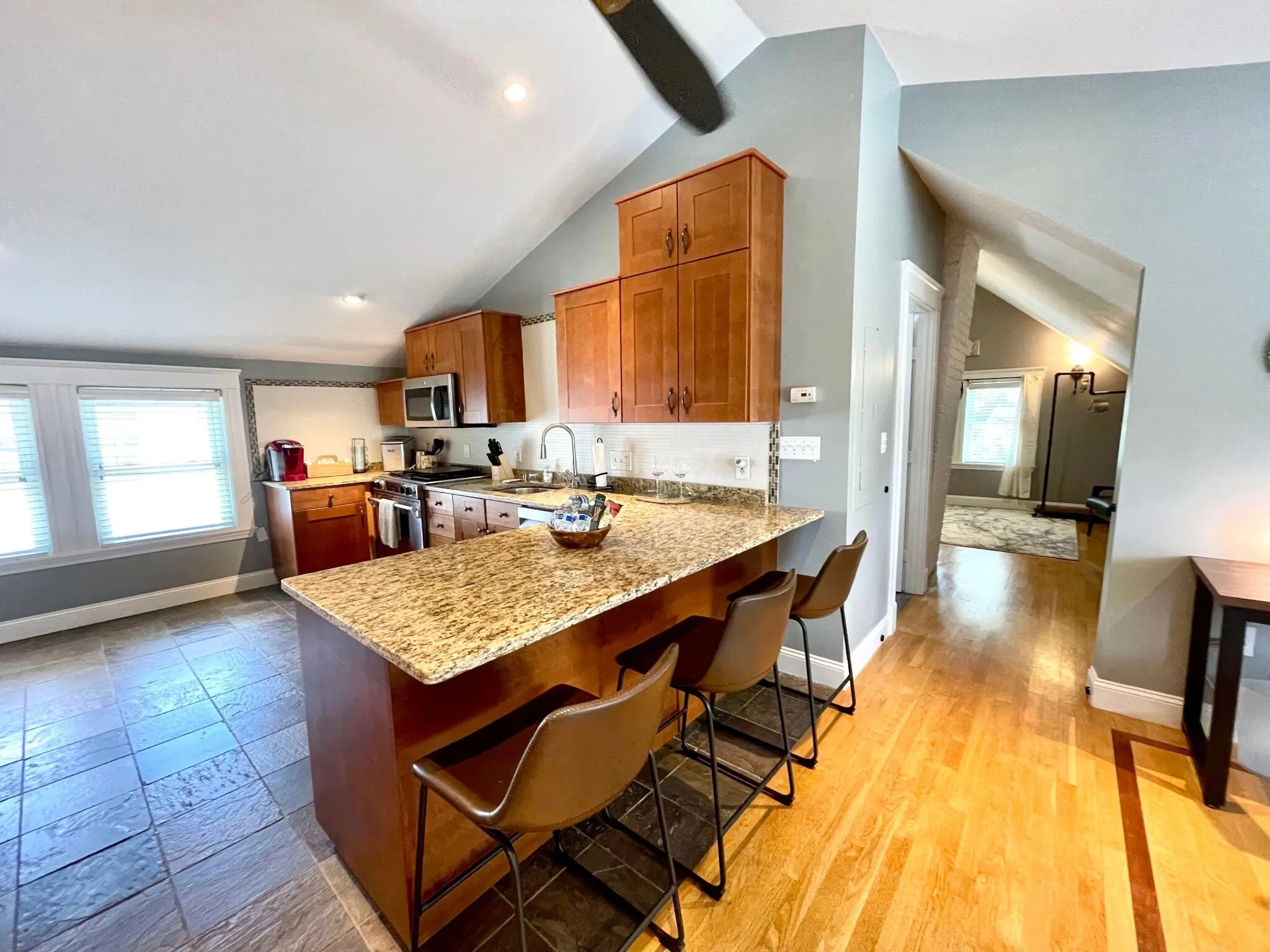 1 bed, 1 bath apartment for rent at 247 Savin Hill Ave Unit 3, Dorchester — photo 6 of 43