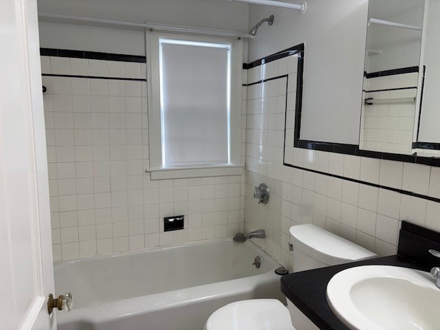 2 bed, 1 bath apartment for rent at 247 Washington St Unit 13, Winchester — photo 6 of 13