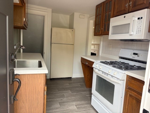 2 bed, 1 bath apartment for rent at 247 Washington St Unit 13, Winchester — photo 5 of 13