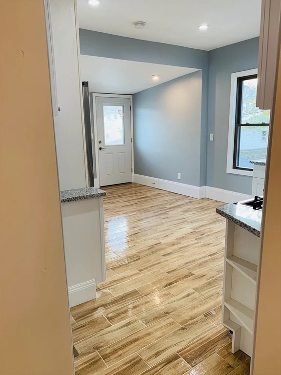 3 bed, 1 bath apartment for rent at 247 Whitwell St Unit 2, Quincy — photo 3 of 11
