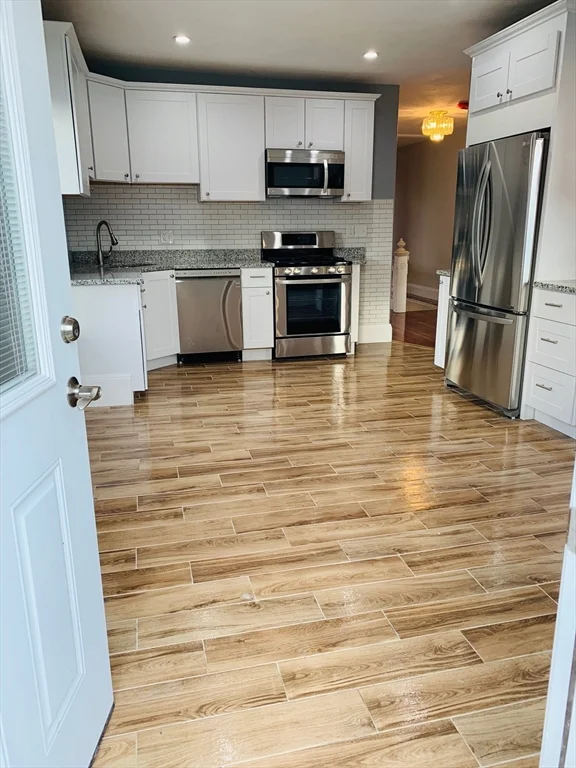 3 bed, 1 bath apartment for rent at 247 Whitwell St Unit 2, Quincy — photo 2 of 11