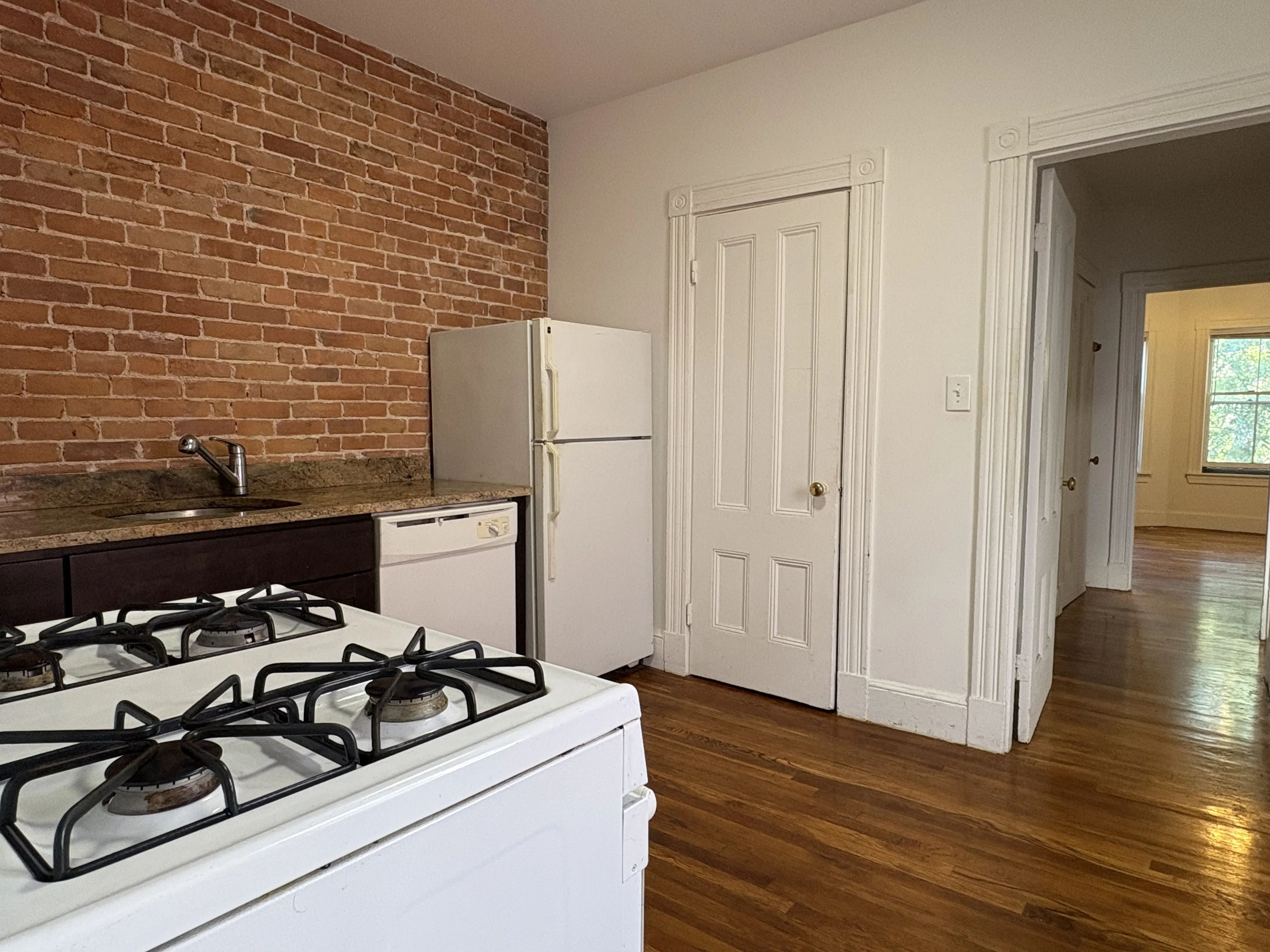 1 bed, 1 bath apartment for rent at 248 Brookline St Unit 3, Cambridgeport — photo 2 of 13