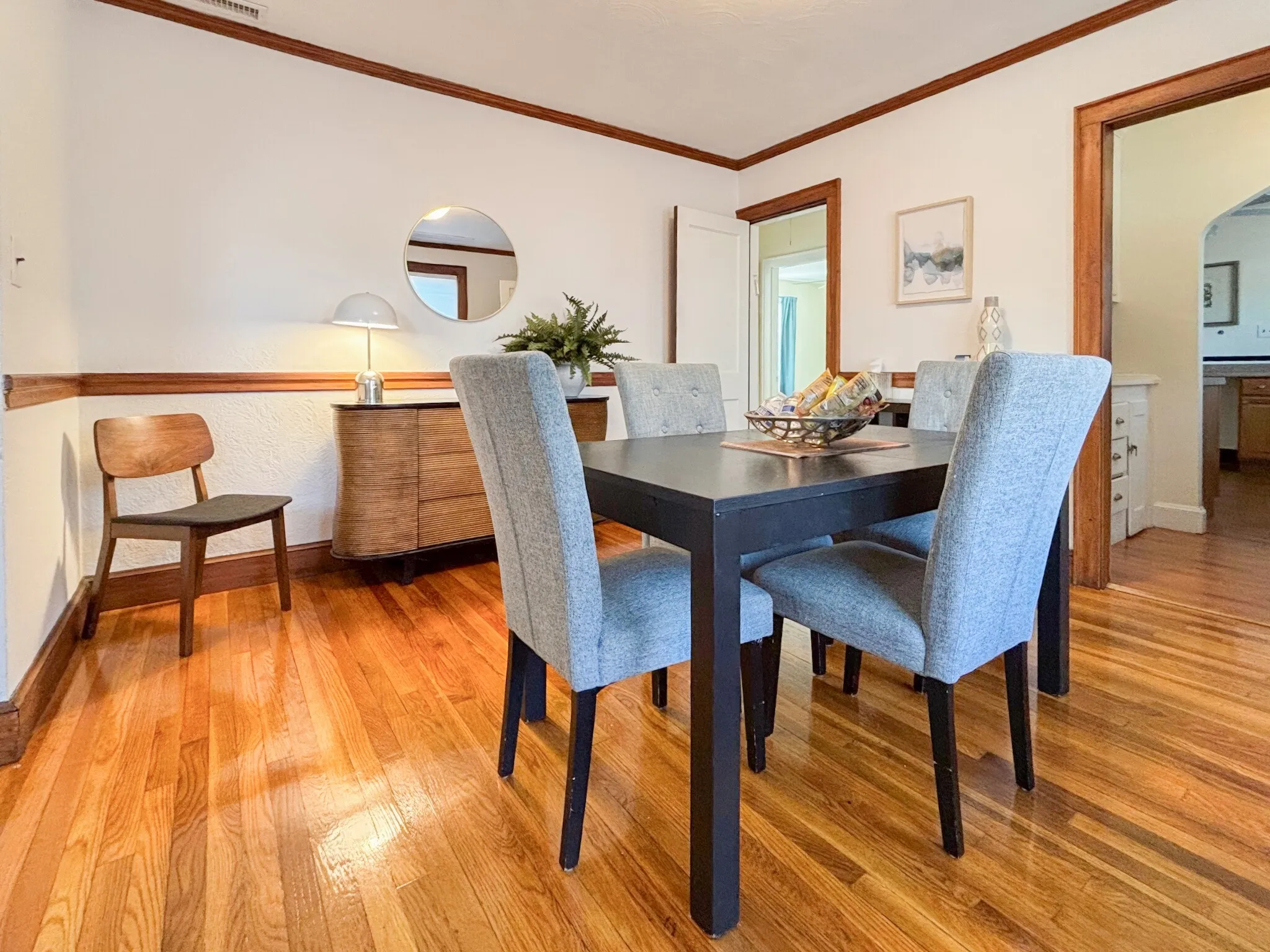3 bed, 1 bath apartment for rent at 248 Corey Rd Unit 1, Brighton — photo 5 of 20