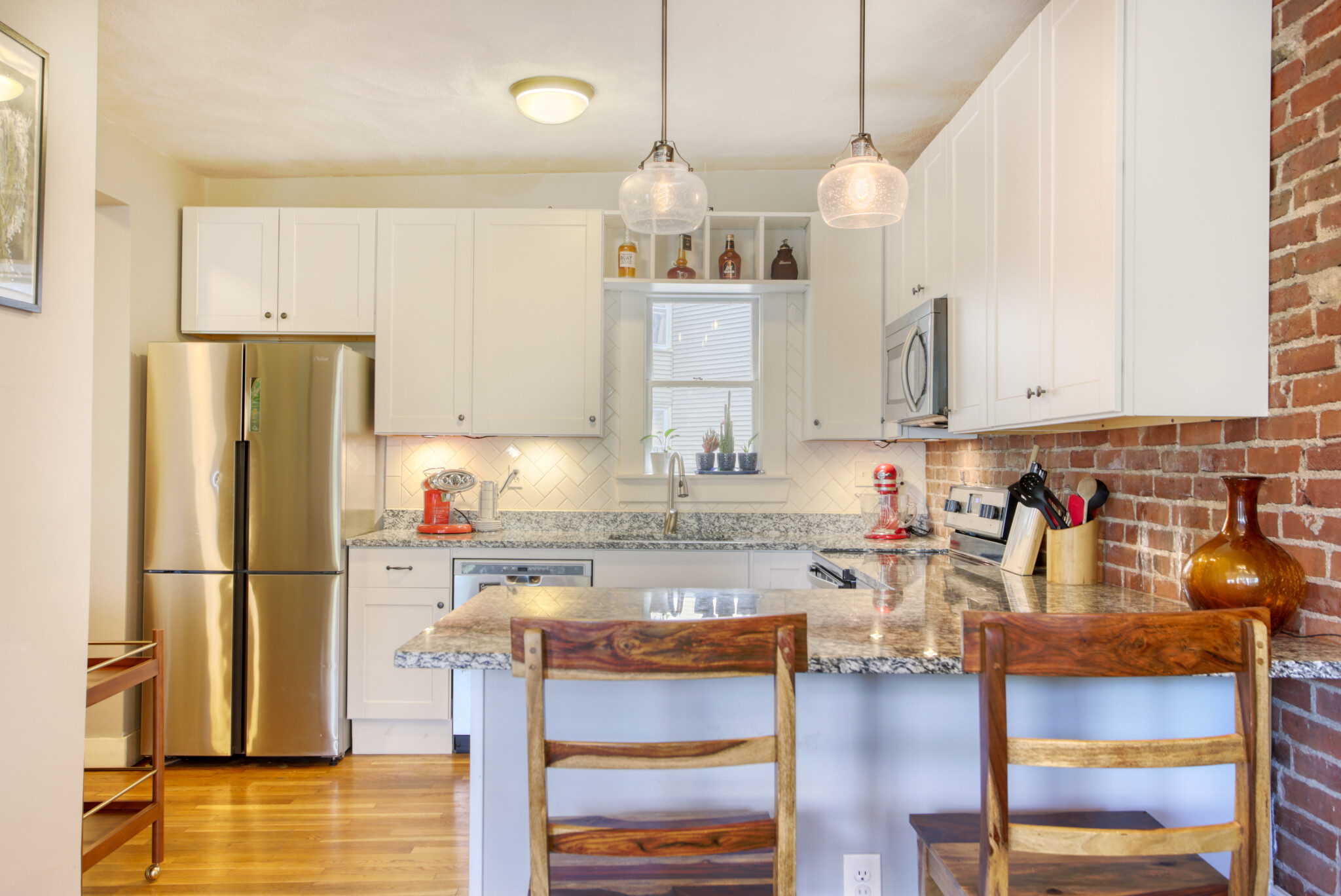 2 bed, 1 bath apartment for rent at 248 Hampshire St Unit 2, Inman Square — photo 3 of 14