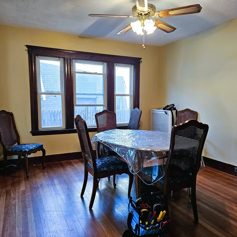 3 bed, 1 bath apartment for rent at 248 N Beacon St Unit 1, Watertown — photo 12 of 14