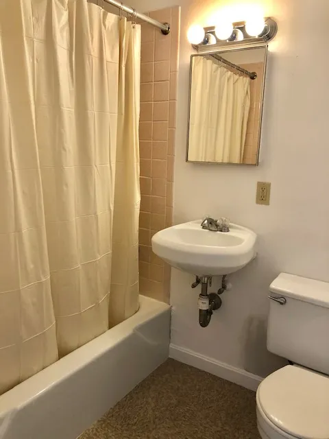 Studio bed, 1 bath apartment for rent at 248 Newbury St Unit 10, Back Bay — photo 6 of 6