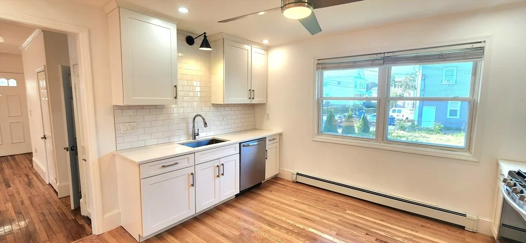 2 bed, 1 bath apartment for rent at 248 Pearl St Unit 1, Malden — photo 2 of 20