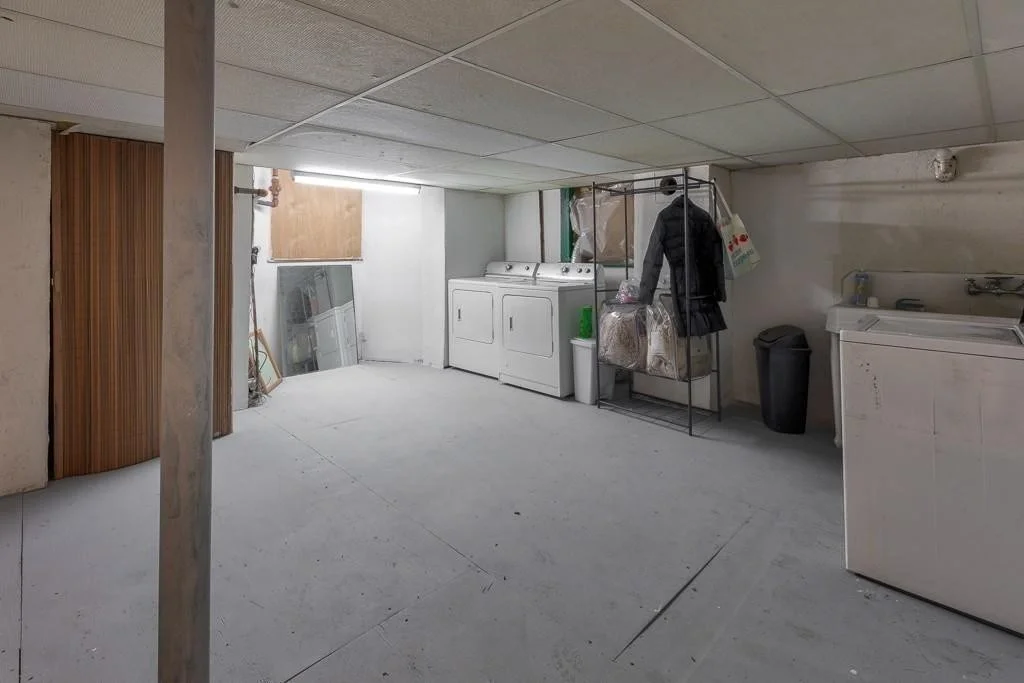 2 bed, 1 bath apartment for rent at 248 Princeton St Unit 2, Boston — photo 9 of 12