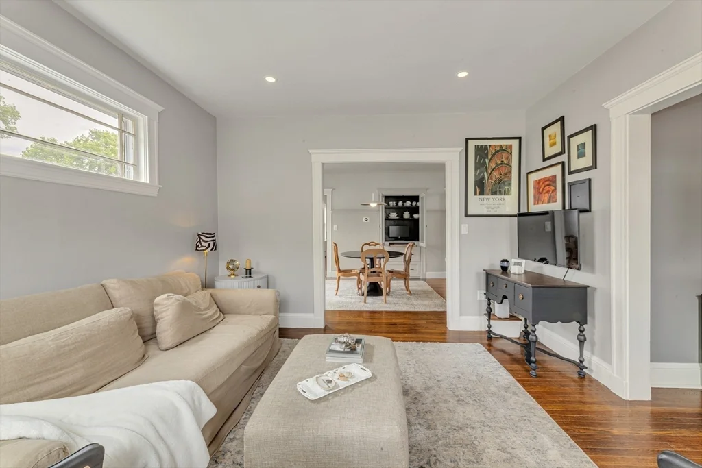 2 bed, 1 bath apartment for rent at 248 Roslindale Ave Unit 1, Roslindale — photo 11 of 22