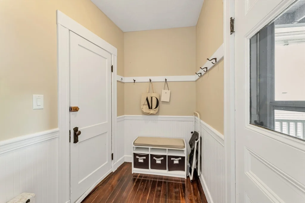 2 bed, 1 bath apartment for rent at 248 Roslindale Ave Unit 1, Roslindale — photo 16 of 22