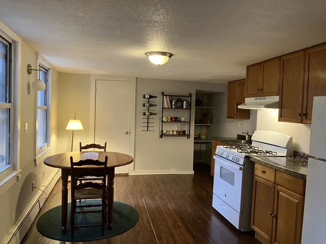 1 bed, 1 bath apartment for rent at 249 Bennington St Unit 1, East Boston — photo 6 of 12