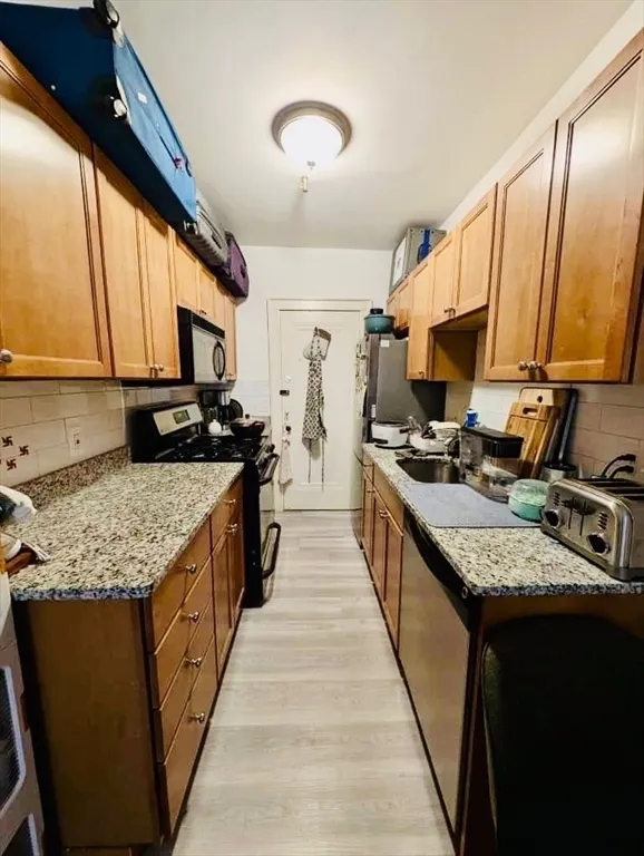 1 bed, 1 bath apartment for rent at 249 Chestnut Hill Ave Unit 24, Brighton — photo 10 of 16
