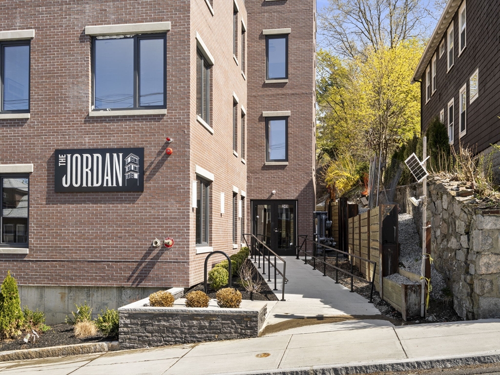 2 bed, 1 bath apartment for rent at 249 Corey Rd Unit 302, Corey Hill — photo 30 of 33