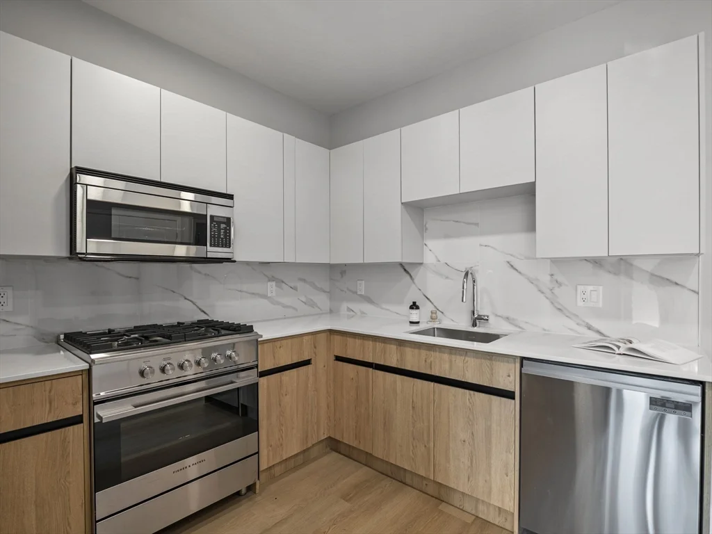 1 bed, 1 bath apartment for rent at 249 Corey Rd Unit 308, Corey Hill — photo 5 of 33
