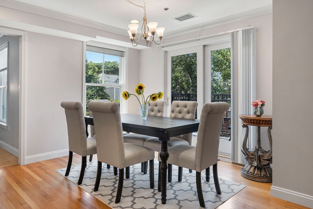 3 bed, 3 bath apartment for rent at 249 Cypress St Unit 249, Brookline — photo 13 of 26