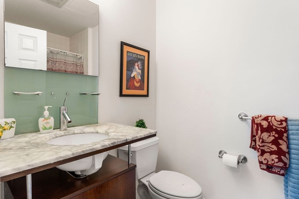 3 bed, 3 bath apartment for rent at 249 Cypress St Unit 249, Brookline — photo 24 of 26
