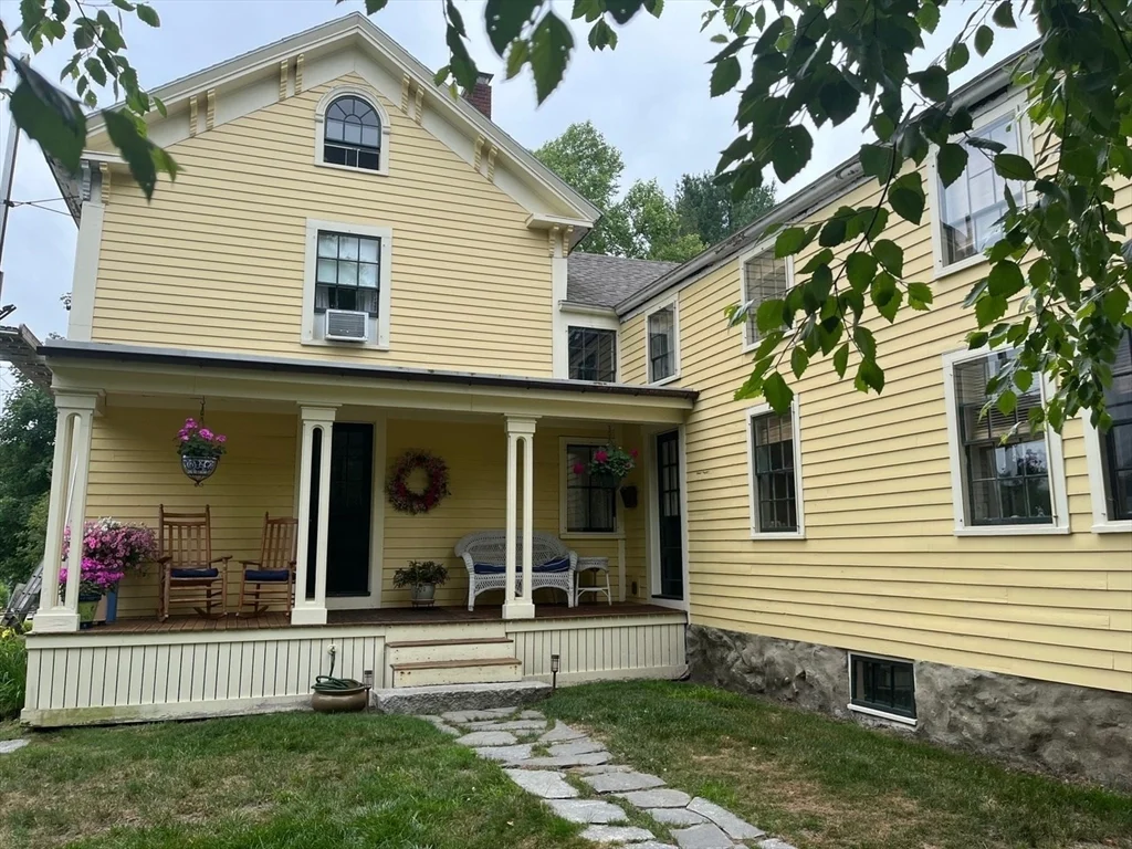 2 bed, 1 bath apartment for rent at 249 Forest St Unit A, Reading — photo 1 of 18