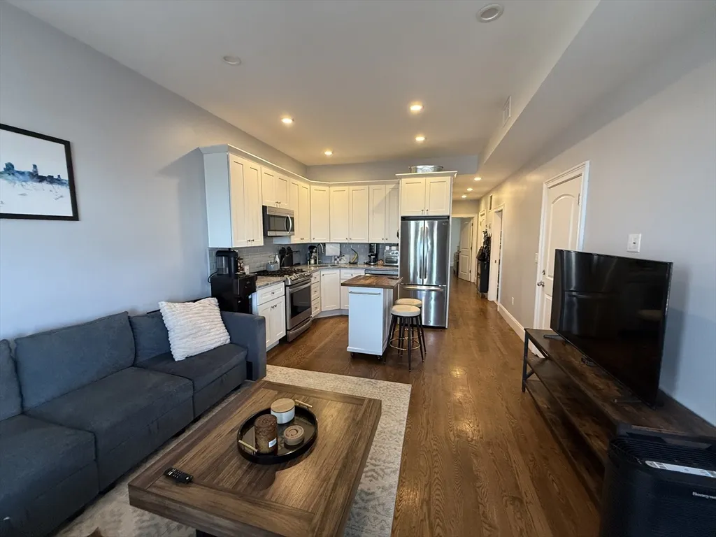 2 bed, 2 bath apartment for rent at 249 Lexington St Unit 3, Eagle Hill
