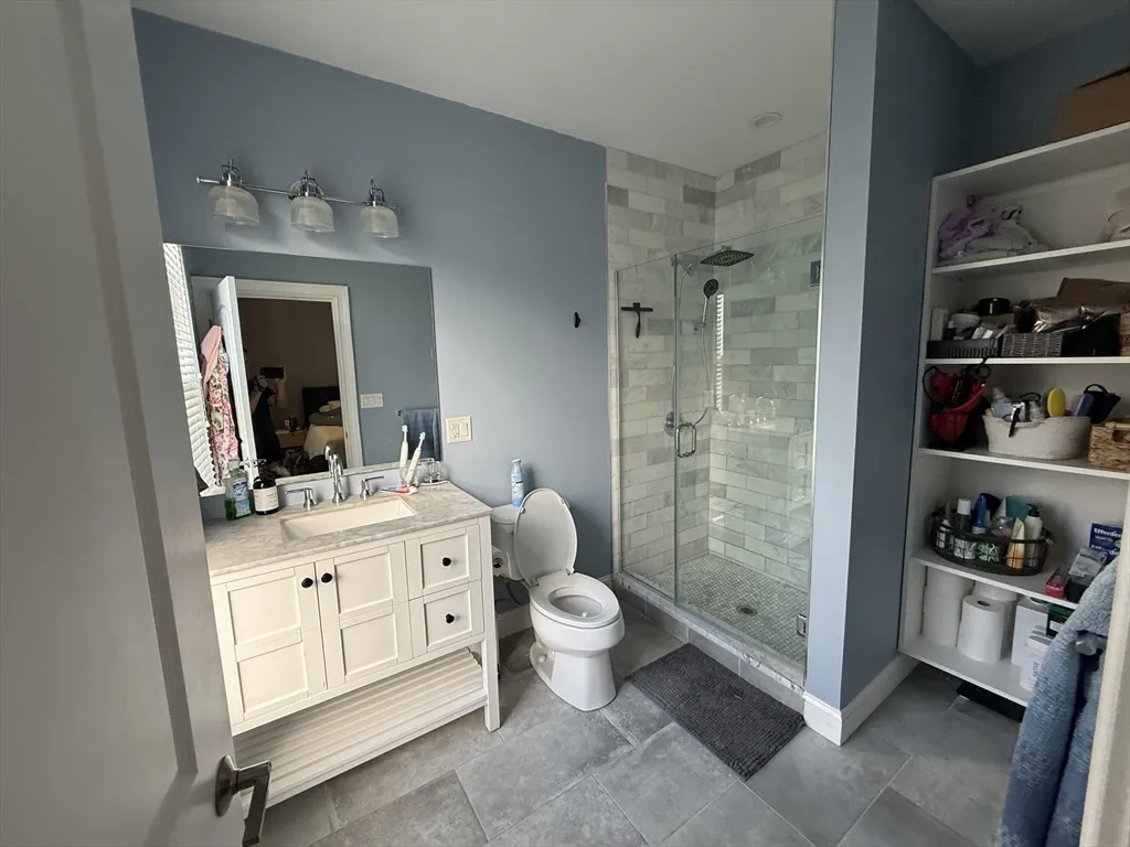 2 bed, 2 bath apartment for rent at 249 Lexington St Unit 3, Eagle Hill — photo 9 of 19