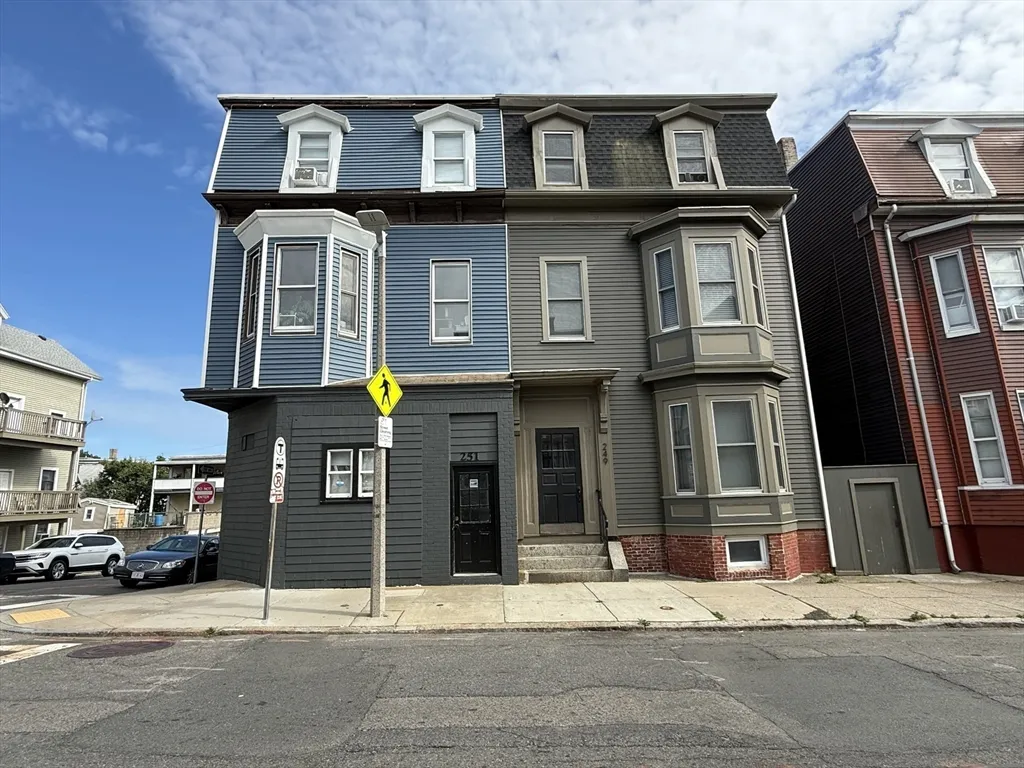 2 bed, 2 bath apartment for rent at 249 Lexington St Unit 3, Eagle Hill — photo 19 of 19
