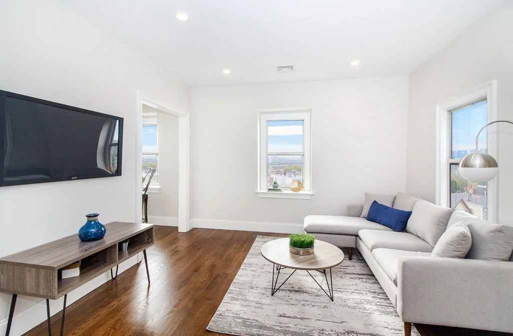2 bed, 2 bath apartment for rent at 249 Lexington St Unit 3C, Eagle Hill — photo 2 of 15