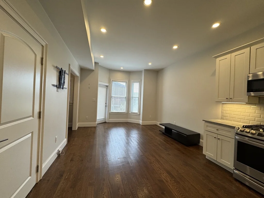2 bed, 1 bath apartment for rent at 249 Lexington St Unit A, Eagle Hill — photo 4 of 16