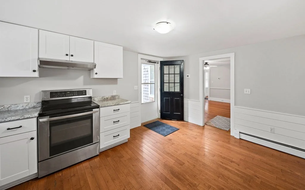 2 bed, 1 bath apartment for rent at 249 North St Unit 1, Hingham Center — photo 4 of 19