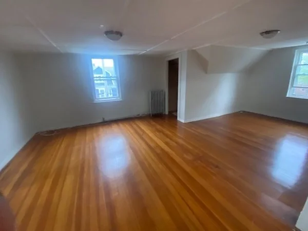 1 bed, 1 bath apartment for rent at 249 Pleasant St Unit 2, Winthrop