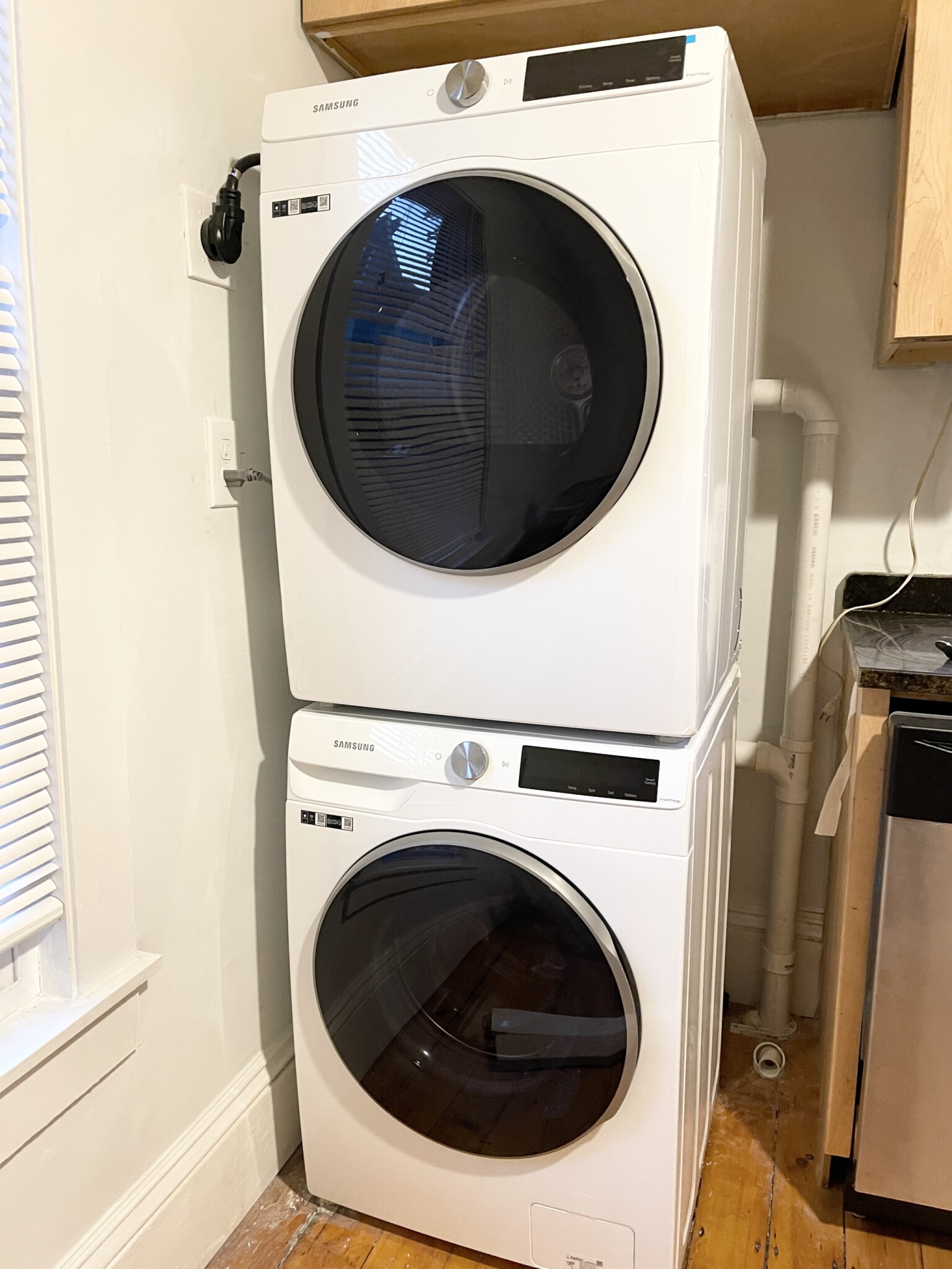 3 bed, 1 bath apartment for rent at 249 Summer St Unit 1R, Spring Hill — photo 7 of 8