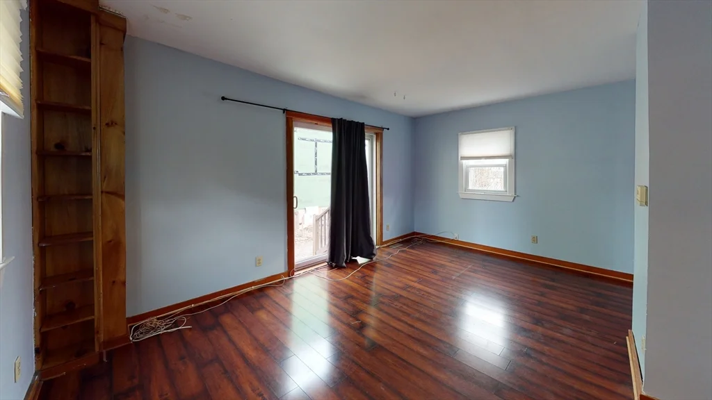 2 bed, 1 bath apartment for rent at 24A Winship, Brighton — photo 4 of 9